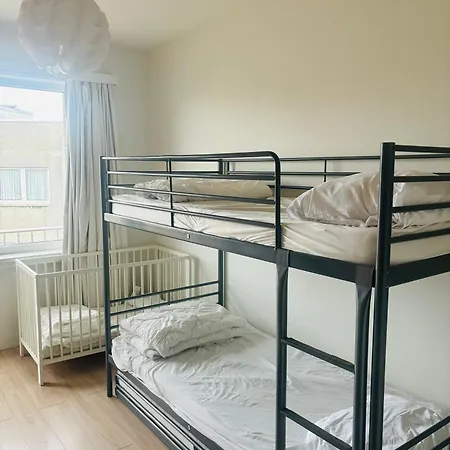 Familial, Lumineux Avec Parking & Terrasse أوستيند